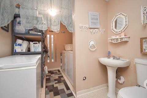 103 Eastern Ave, Springfield, MA 01109 photo 21