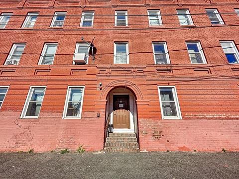 48 West St, Chicopee, MA 01013 photo 4