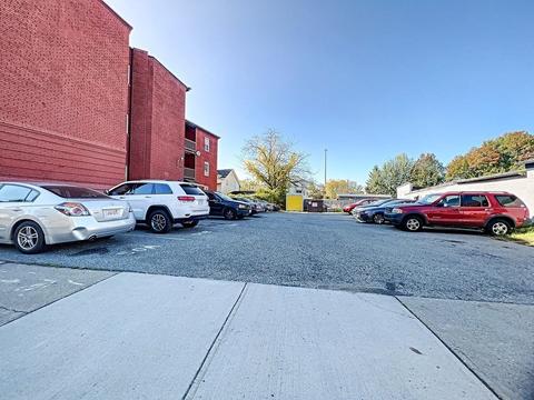 48 West St, Chicopee, MA 01013 photo 6