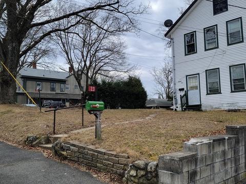 23 Dale St, Ware, MA 01082 photo 2