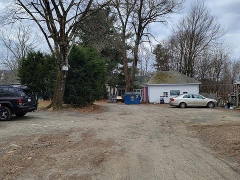 82 N St Dale St, Ware, MA 01082 photo 5