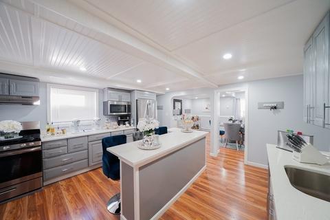 571 4th St, Fall River, MA 02721 photo 10