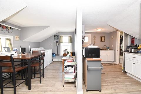 69 Shepherd St, Chicopee, MA 01013 photo 5