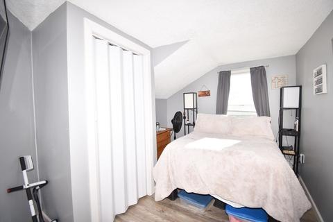 69 Shepherd St, Chicopee, MA 01013 photo 2