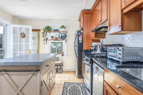 8 Gerring #B, Gloucester, MA 01930 photo 11