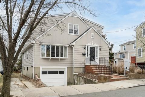 9 Moody Ave, Everett, MA 02149 photo 1