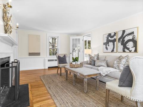 41 Brook St, Wellesley, MA 02482 photo 4