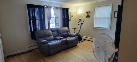 138 Draper St, Springfield, MA 01108 photo 8