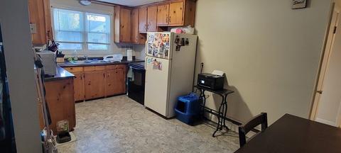 138 Draper St, Springfield, MA 01108 photo 9