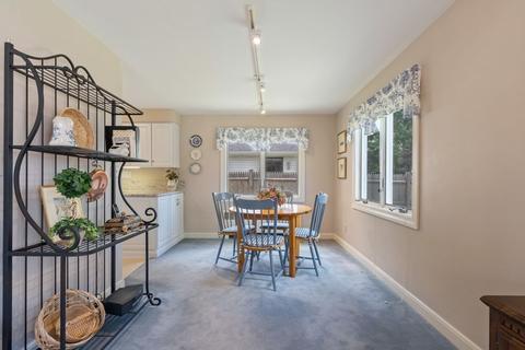 716 Highland Ave, Needham, MA 02494 photo 6