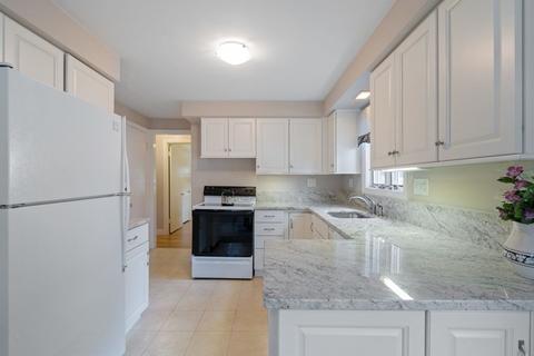 716 Highland Ave, Needham, MA 02494 photo 12