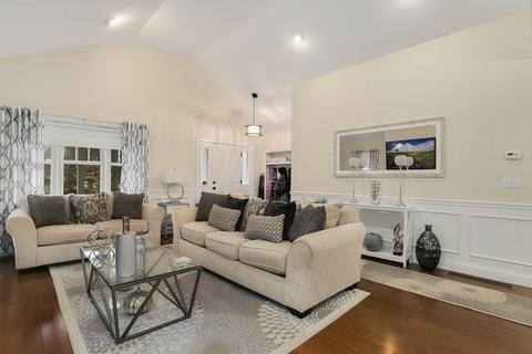 193 Main St, Mashpee, MA 02649 photo 6