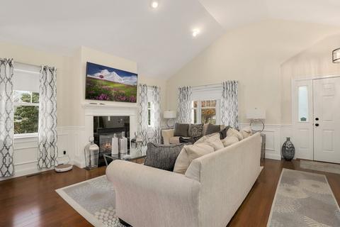 193 Main St, Mashpee, MA 02649 photo 5