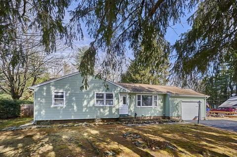 17 Plain St, Easthampton, MA 01027 photo 1