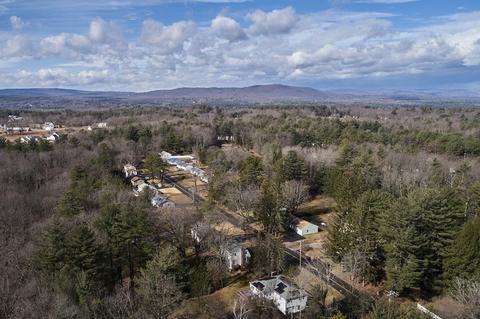 17 Plain St, Easthampton, MA 01027 photo 35