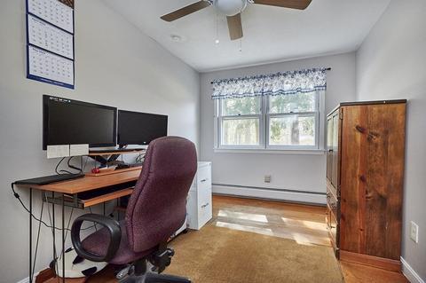 17 Plain St, Easthampton, MA 01027 photo 12