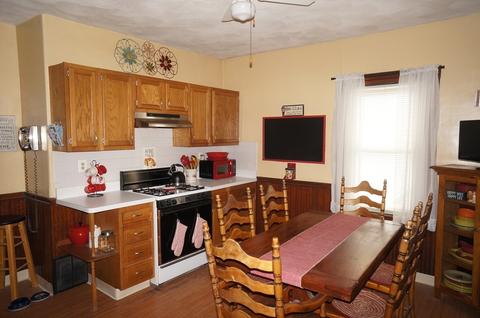 44 Winslow St, Everett, MA 02149 photo 2