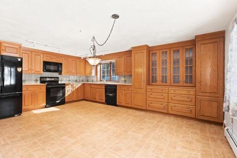 9 Cobblers Ln, Beverly, MA 01915 photo 4