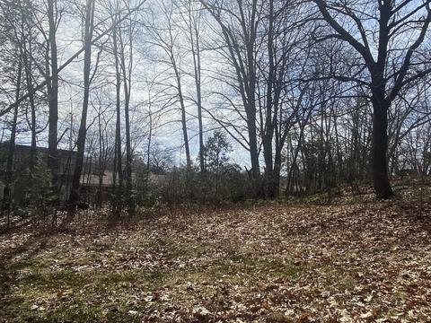 44 Crest Cir, Worcester, MA 01603 photo 16