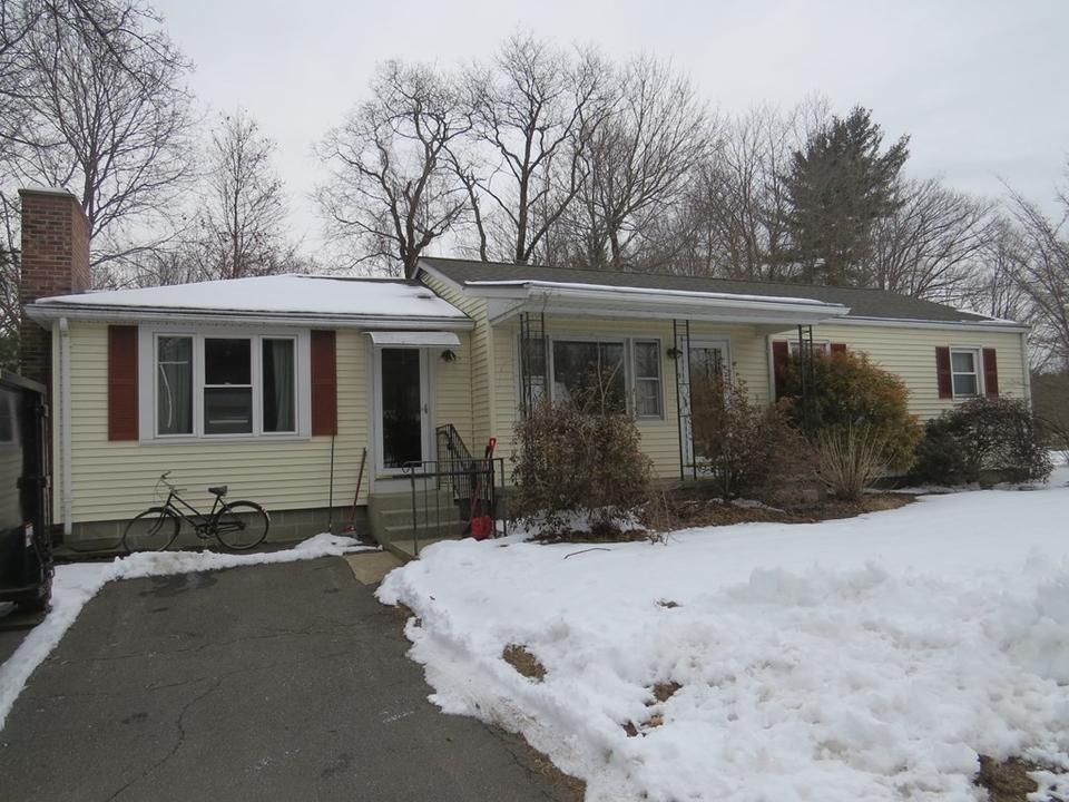 9 Eastern Ave, Williamsburg, MA 01096 8 Photos MLS 72947335 Movoto