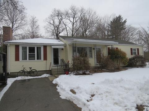 9 Eastern Ave, Williamsburg, MA 01096 photo 1