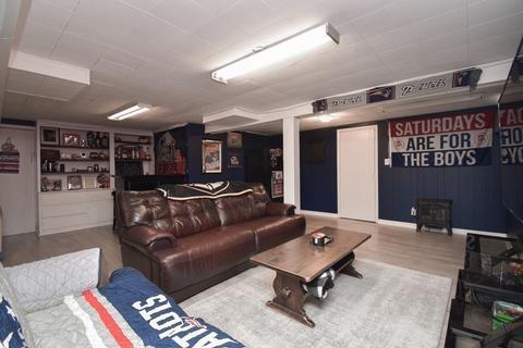 67 Middlebrook Dr, Springfield, MA 01129 photo 30
