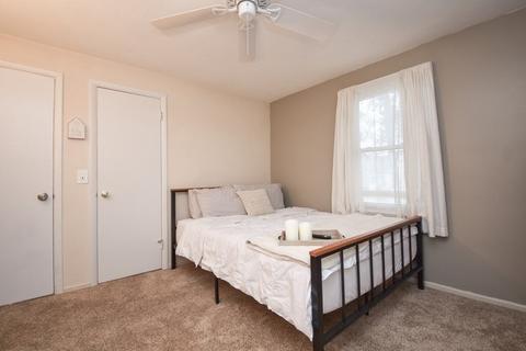 67 Middlebrook Dr, Springfield, MA 01129 photo 21
