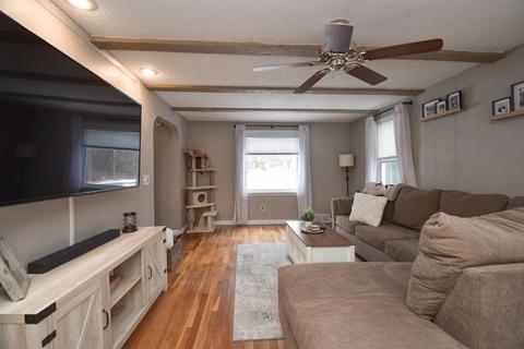 67 Middlebrook Dr, Springfield, MA 01129 photo 16