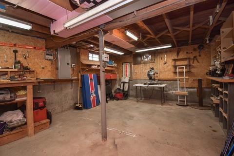 67 Middlebrook Dr, Springfield, MA 01129 photo 34