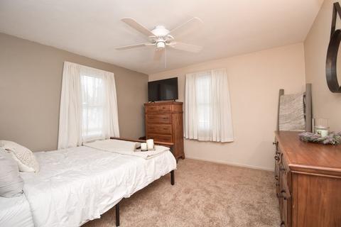 67 Middlebrook Dr, Springfield, MA 01129 photo 23