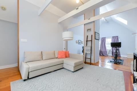82 High St, Needham, MA 02494 photo 15