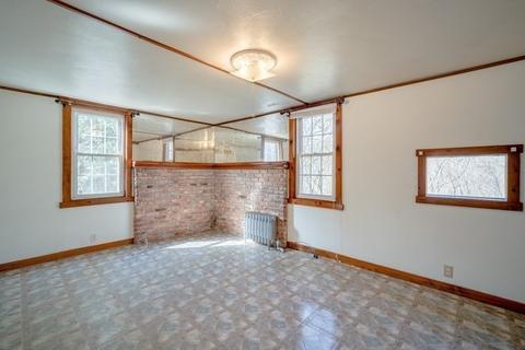 25 Cummings Rd, Ware, MA 01082 photo 16