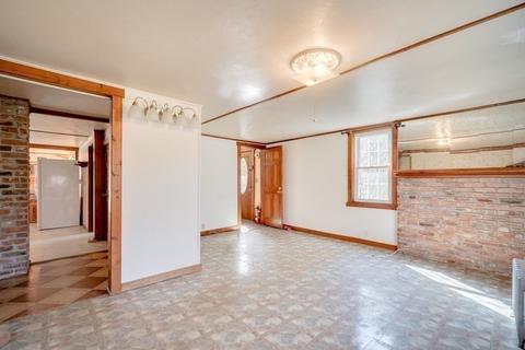 25 Cummings Rd, Ware, MA 01082 photo 17