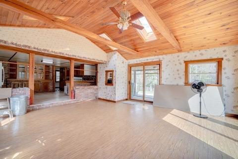 25 Cummings Rd, Ware, MA 01082 photo 7