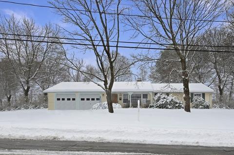 5 Bradford Rd, Danvers, MA 01923 photo 1