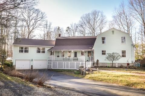 27 Maple Ln, Sutton, MA 01590 photo 1