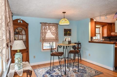 27 Maple Ln, Sutton, MA 01590 photo 10
