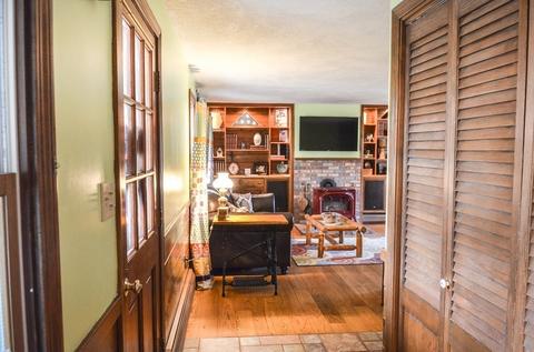 27 Maple Ln, Sutton, MA 01590 photo 17