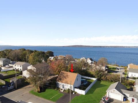 37 Seaview St, Fall River, MA 02724 photo 5
