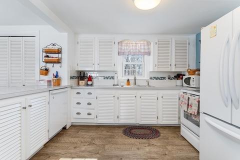 74 Wescroft, Reading, MA 01867 photo 8