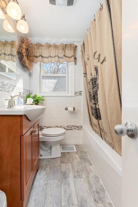 74 Wescroft, Reading, MA 01867 photo 13