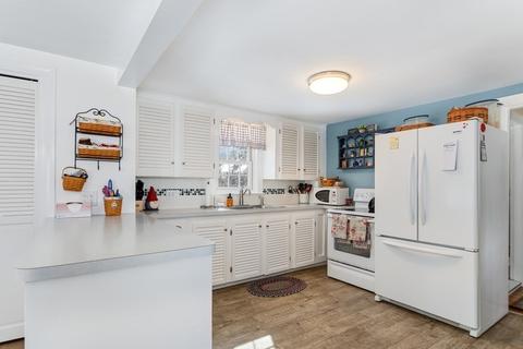 74 Wescroft, Reading, MA 01867 photo 7