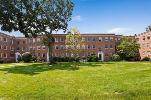 46 Browne St #2, Brookline, MA 02446 photo 23