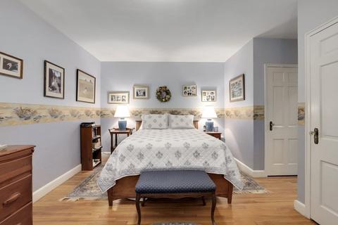 46 Browne St #2, Brookline, MA 02446 photo 14