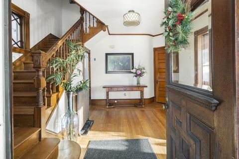 44 Mark Lee Rd, Needham, MA 02494 photo 2
