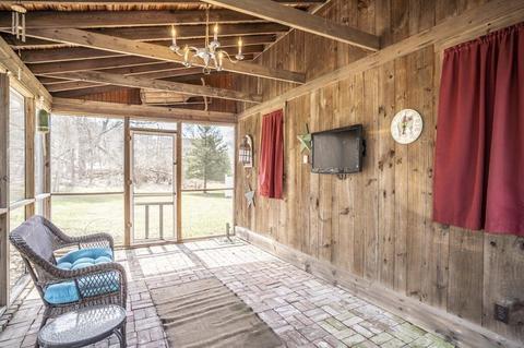 455 N Main St, Raynham, MA 02767 photo 6