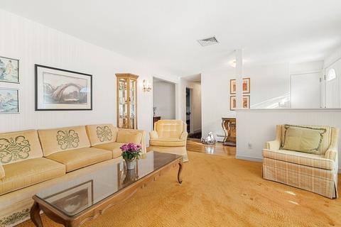 36 Charles Dr, Canton, MA 02021 photo 13
