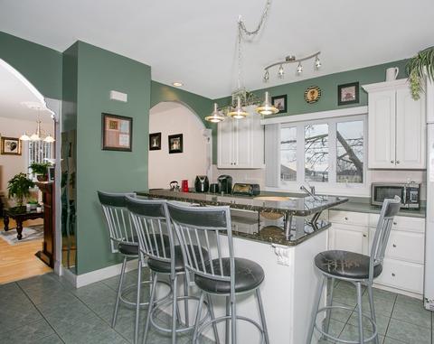 390 Sprague St, Fall River, MA 02724 photo 10