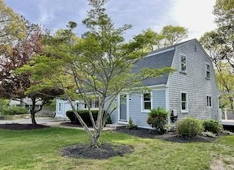 42 Forest Dr, Mashpee, MA 02649 photo 2