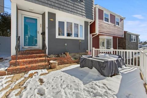 7 Colonial Ct, Marblehead, MA 01945 photo 27